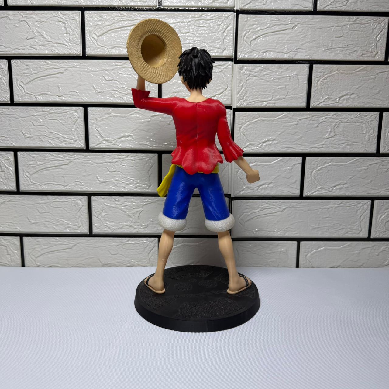 Large Monkey D. Luffy Figure (One Piece) - Image 2
